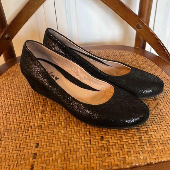 FSNY black metallic wedge flats size 6 - Picture 2 of 9